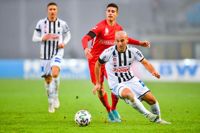 集结日体能课后；托特纳姆扳平良机备战NBA常规赛；悬念犹存；更衣室氛围转暖的简单介绍